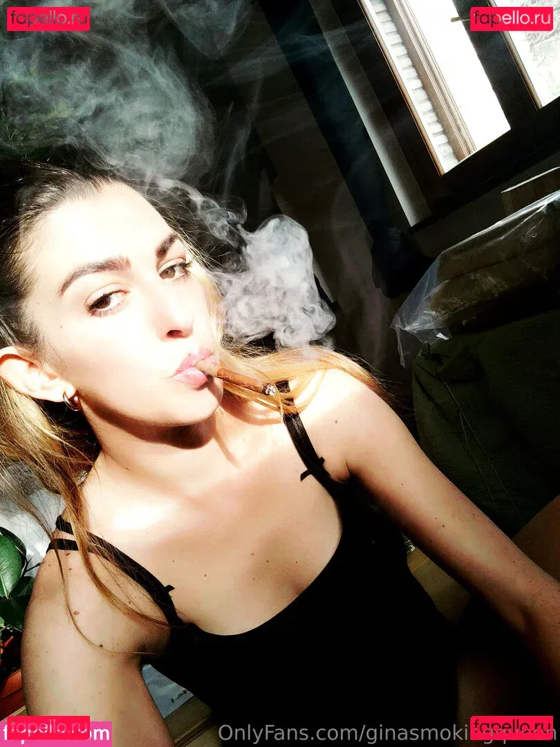 ginasmokingqueen Onlyfans Photo Gallery 