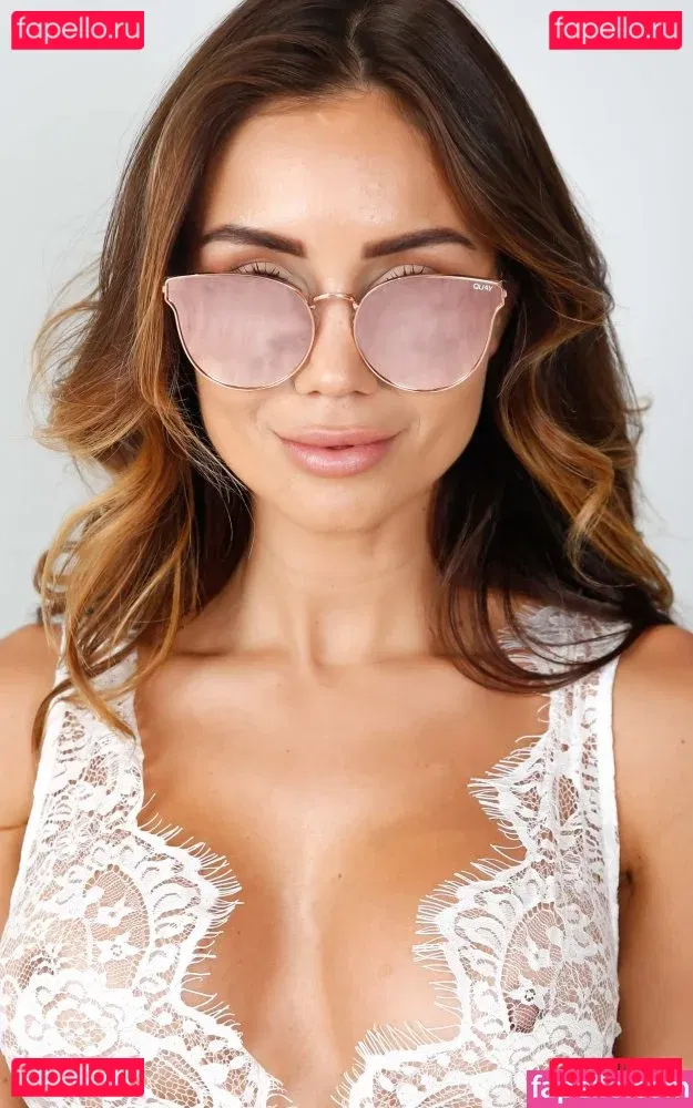 Pia Muehlenbeck Onlyfans Photo Gallery 