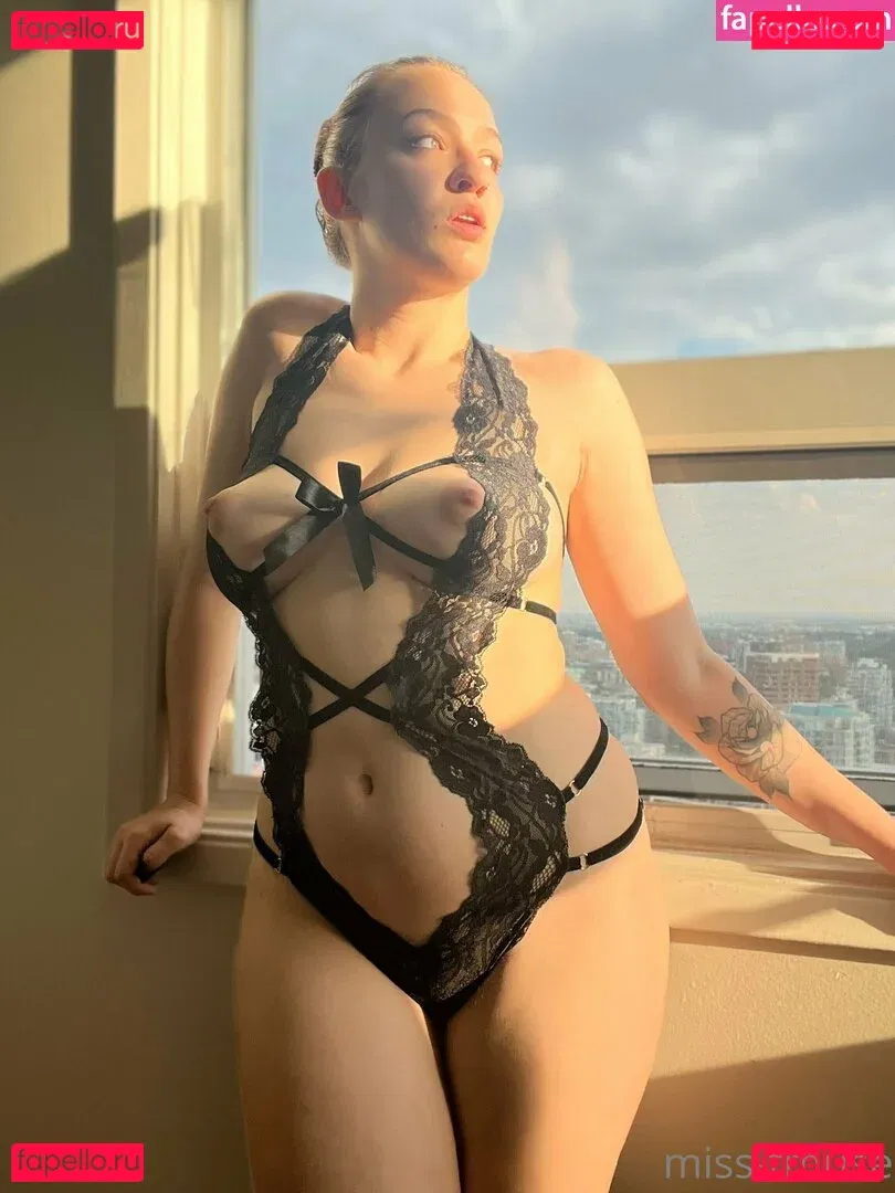 miss-tmuse Onlyfans Photo Gallery 