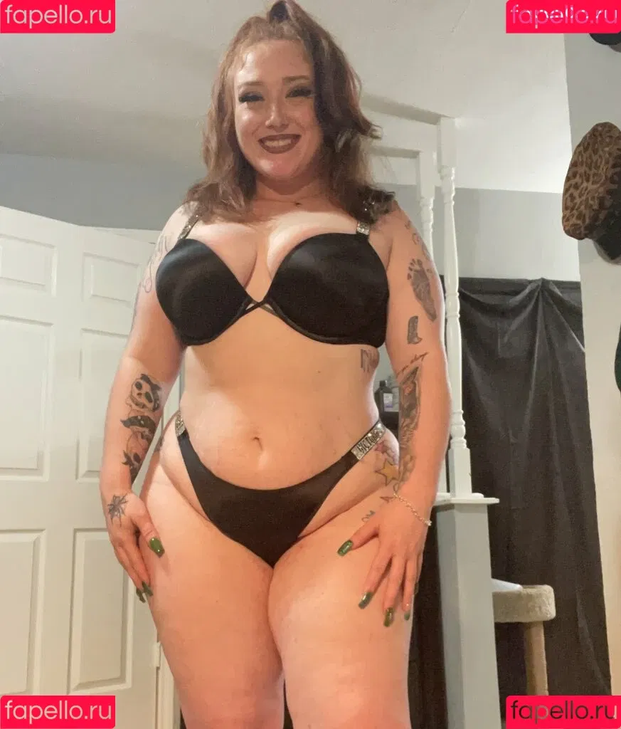Flawlislawlis Onlyfans Photo Gallery 