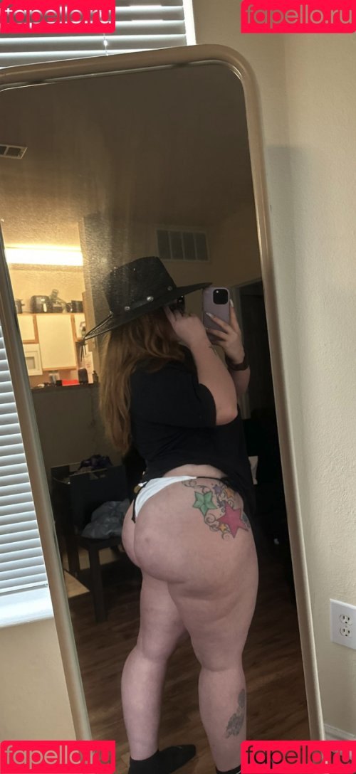 Flawlislawlis Onlyfans Photo Gallery 