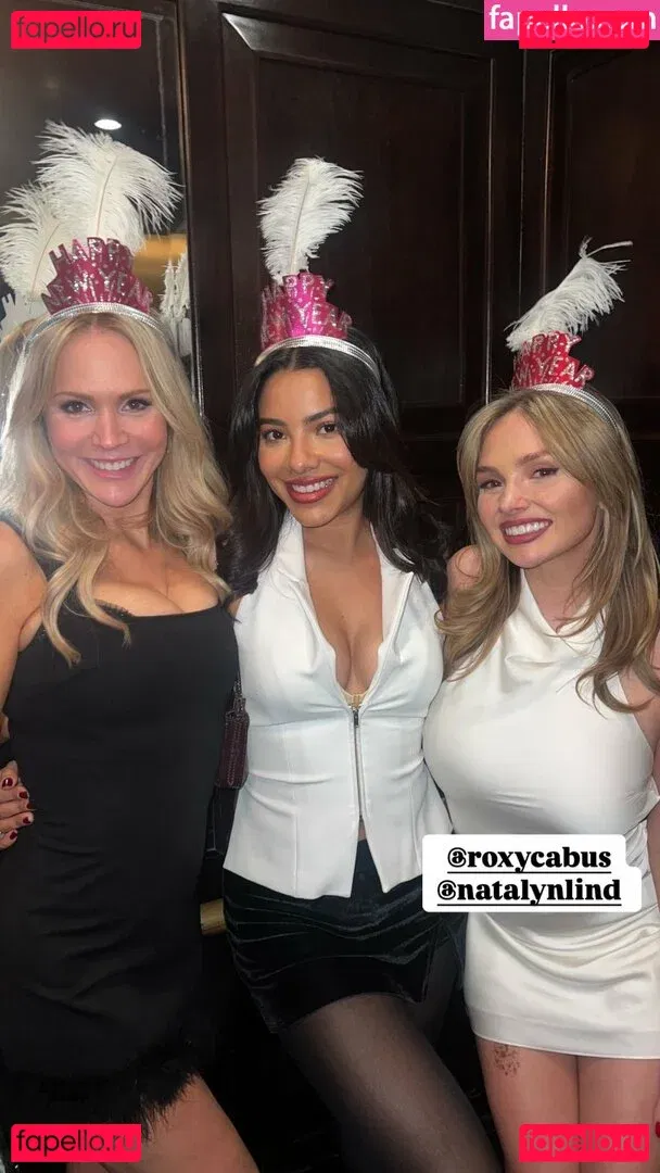 Barbara Alyn Woods Onlyfans Photo Gallery 