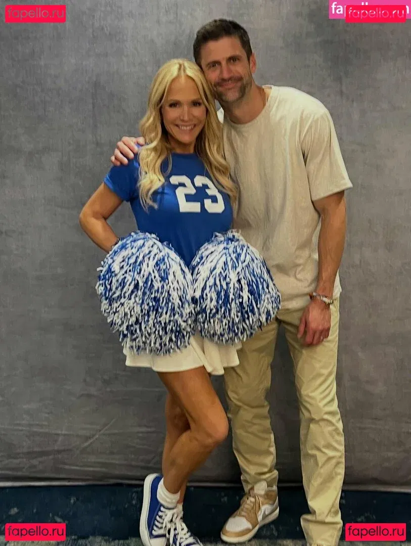 Barbara Alyn Woods Onlyfans Photo Gallery 