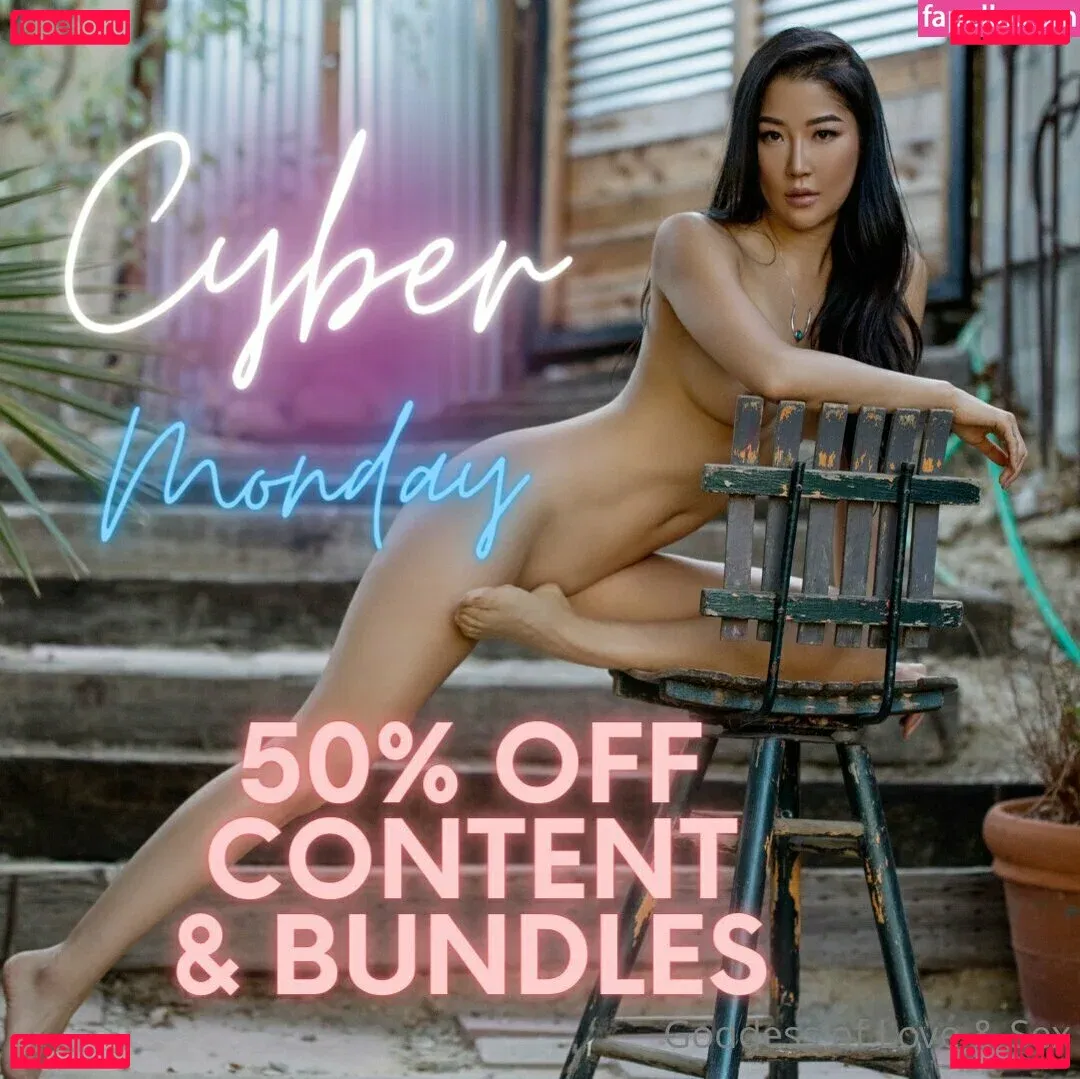 moonmaison Onlyfans Photo Gallery 