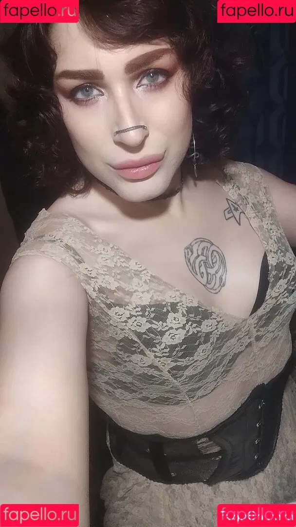 Kira Masgrov Onlyfans Photo Gallery 
