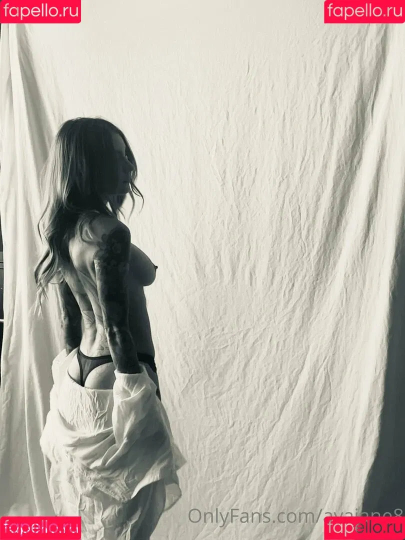 avajane8 Onlyfans Photo Gallery 