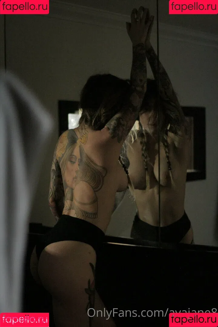 avajane8 Onlyfans Photo Gallery 