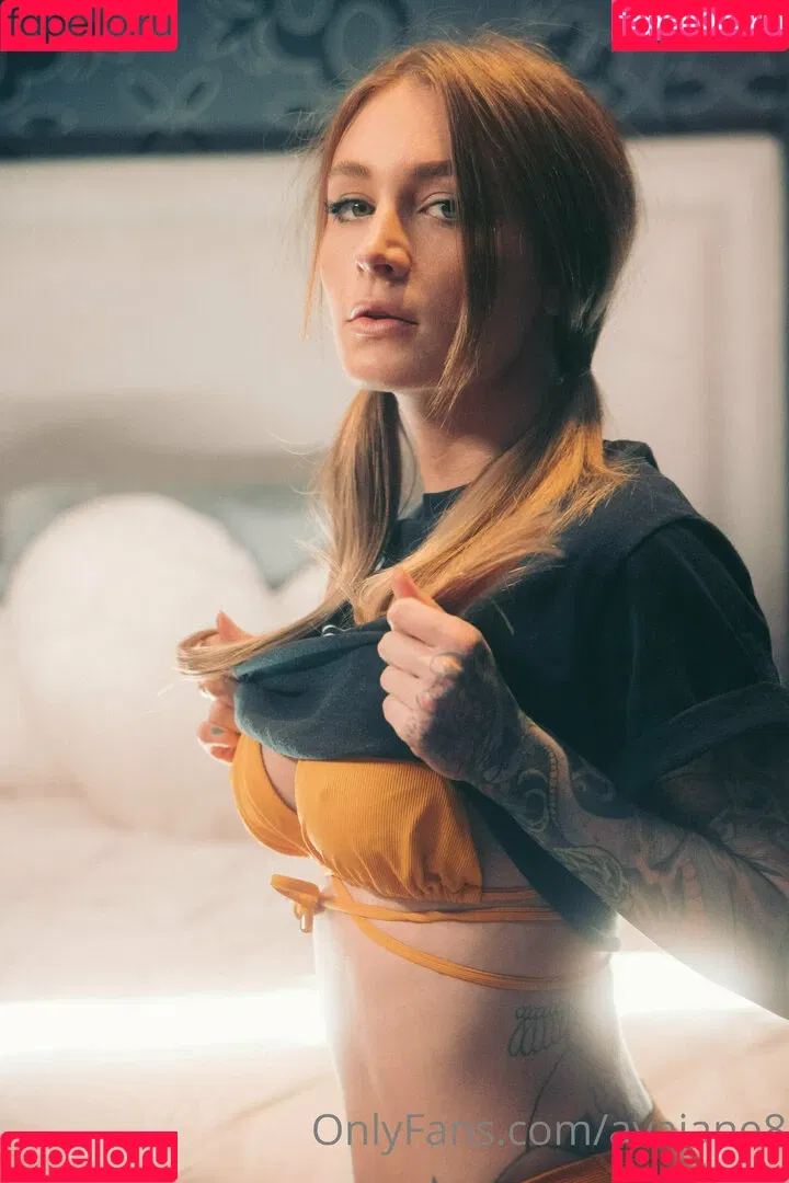 avajane8 Onlyfans Photo Gallery 