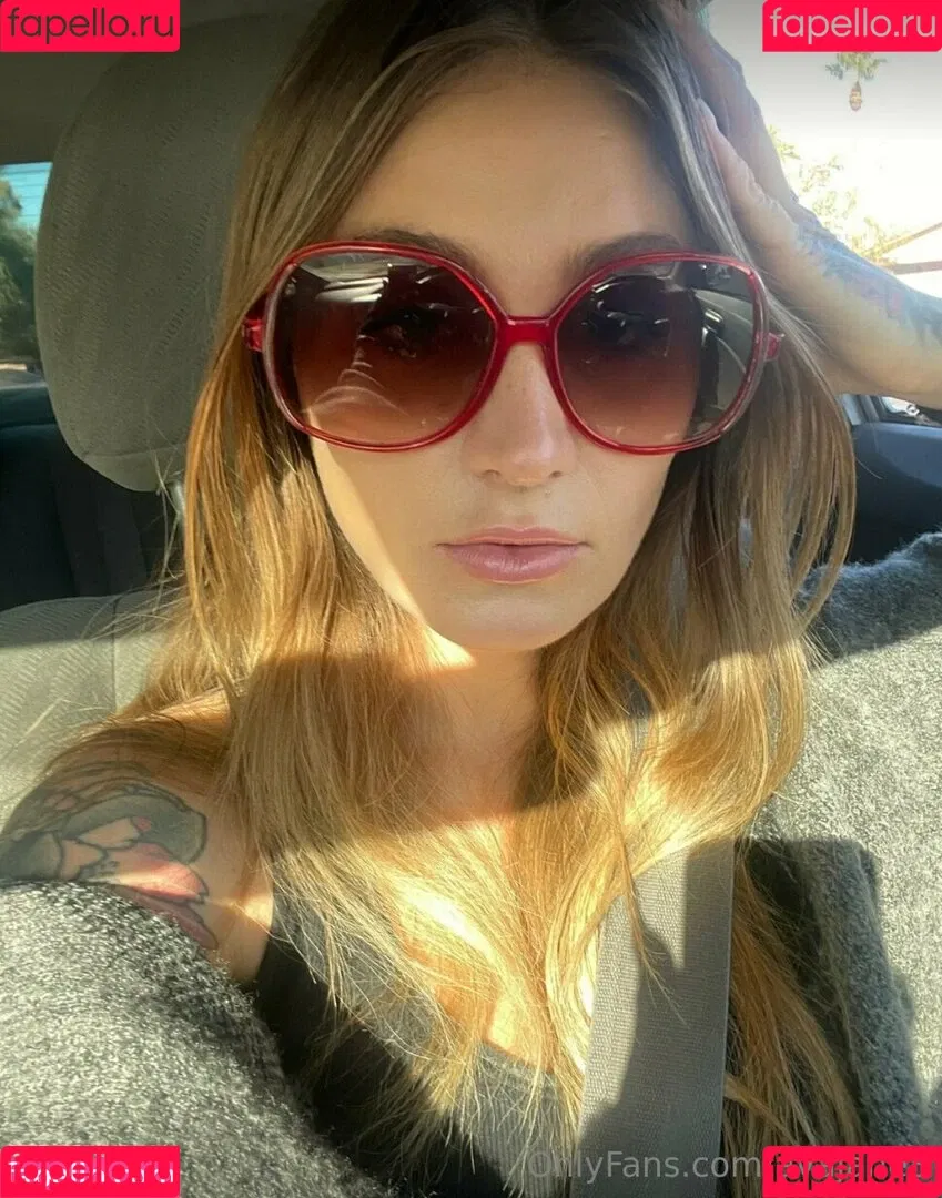 avajane8 Onlyfans Photo Gallery 