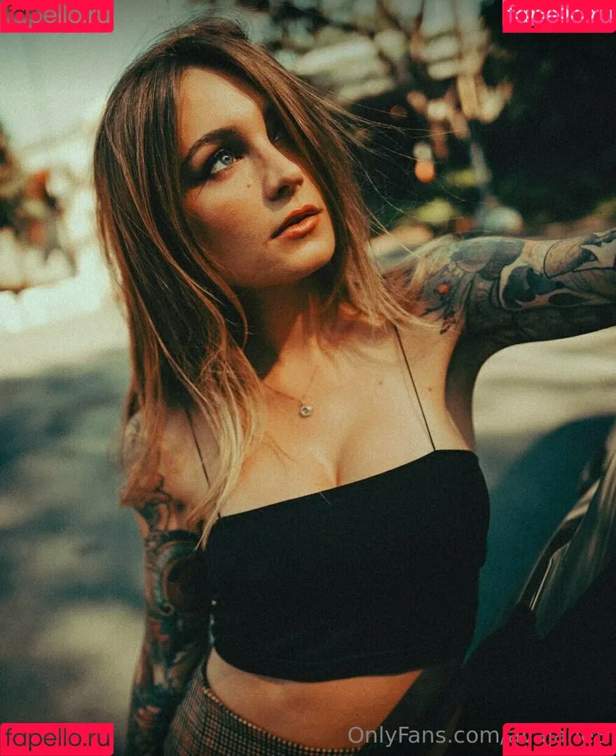 avajane8 Onlyfans Photo Gallery 