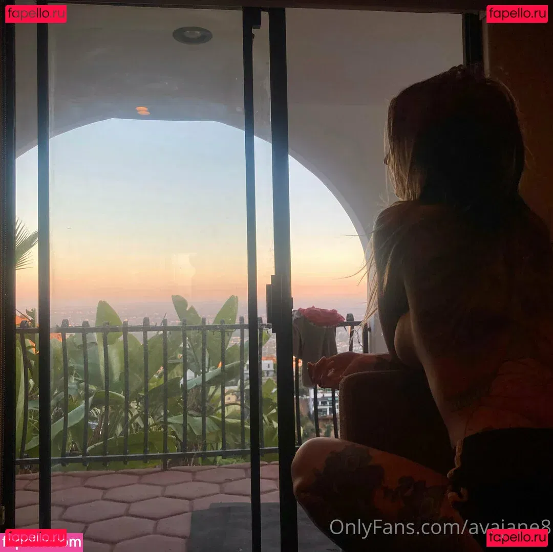 avajane8 Onlyfans Photo Gallery 