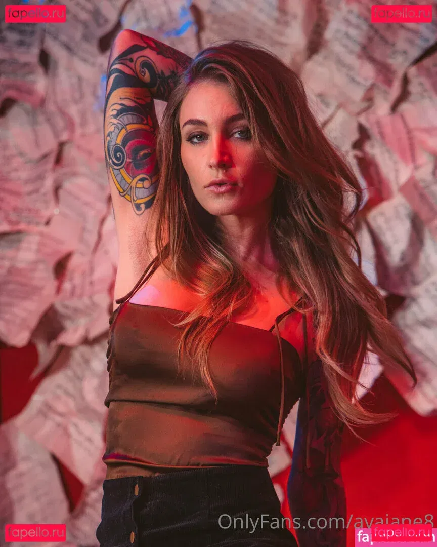 avajane8 Onlyfans Photo Gallery 