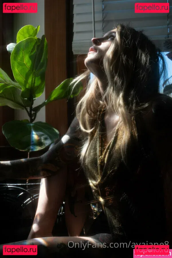 avajane8 Onlyfans Photo Gallery 