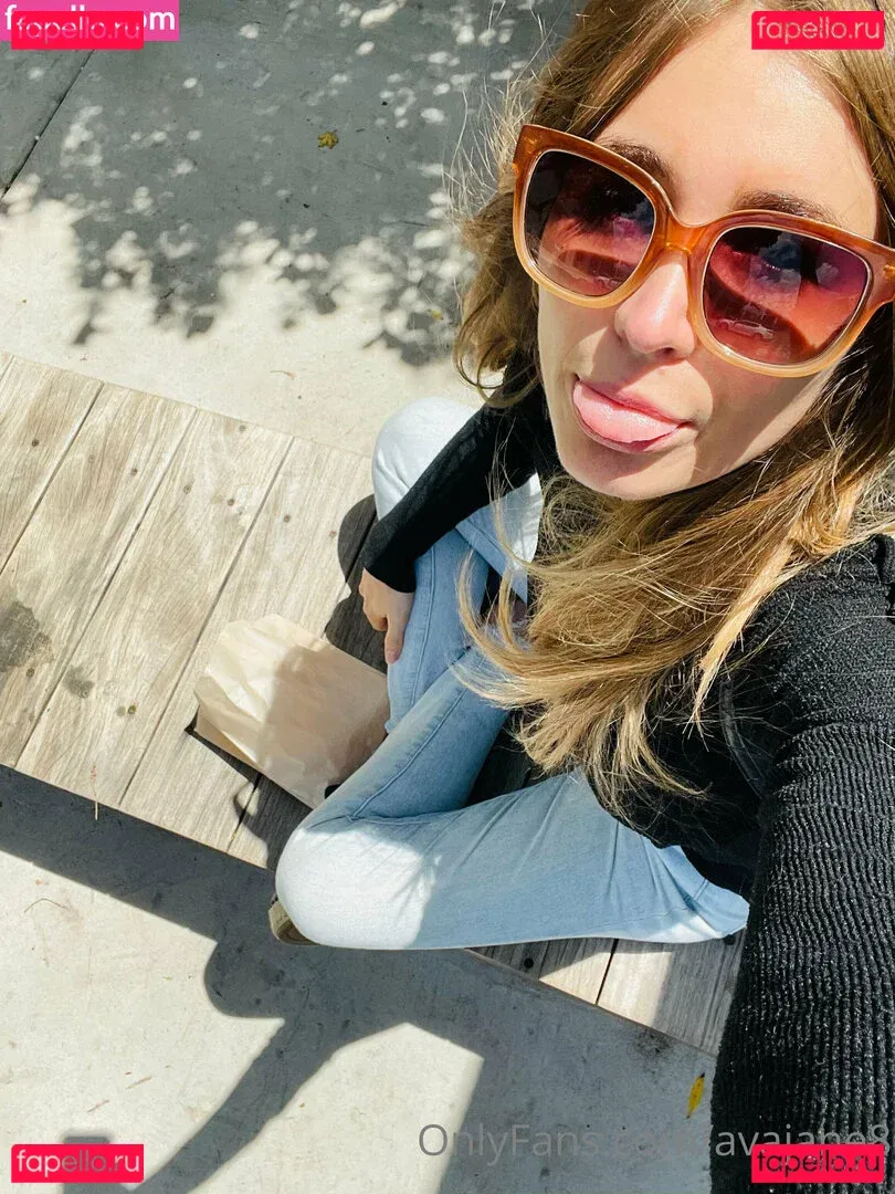 avajane8 Onlyfans Photo Gallery 