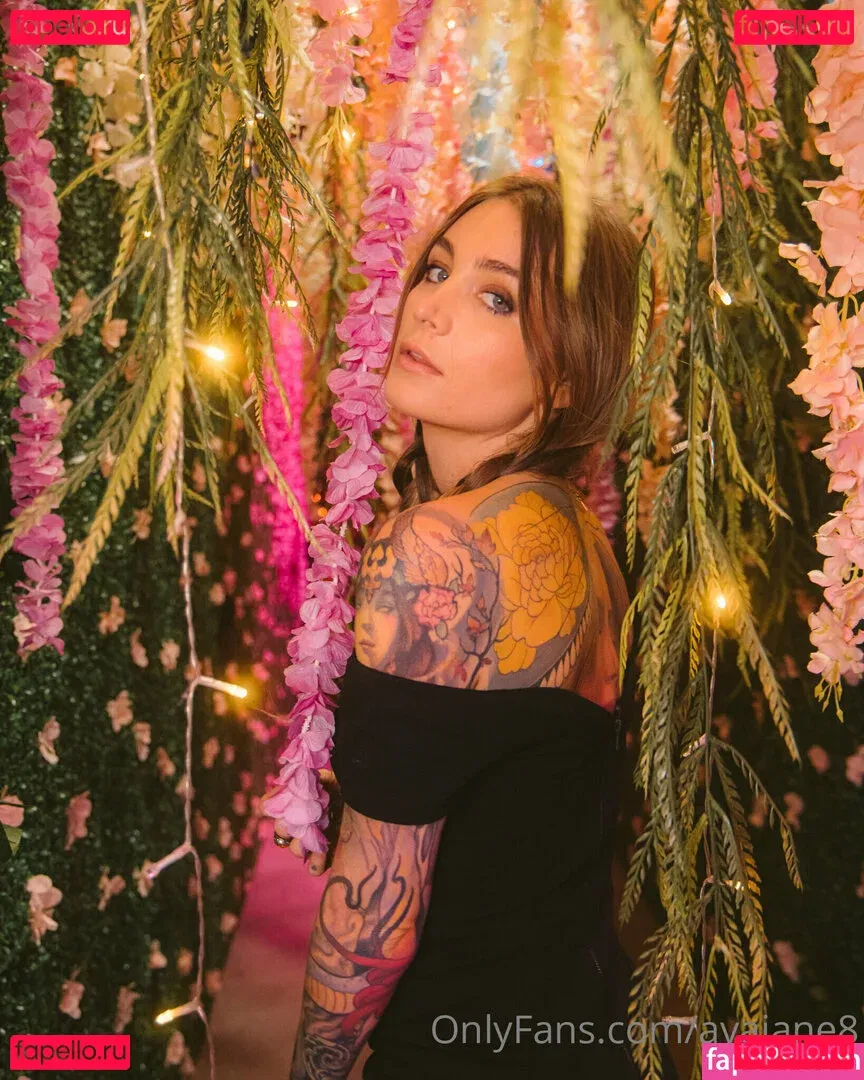 avajane8 Onlyfans Photo Gallery 