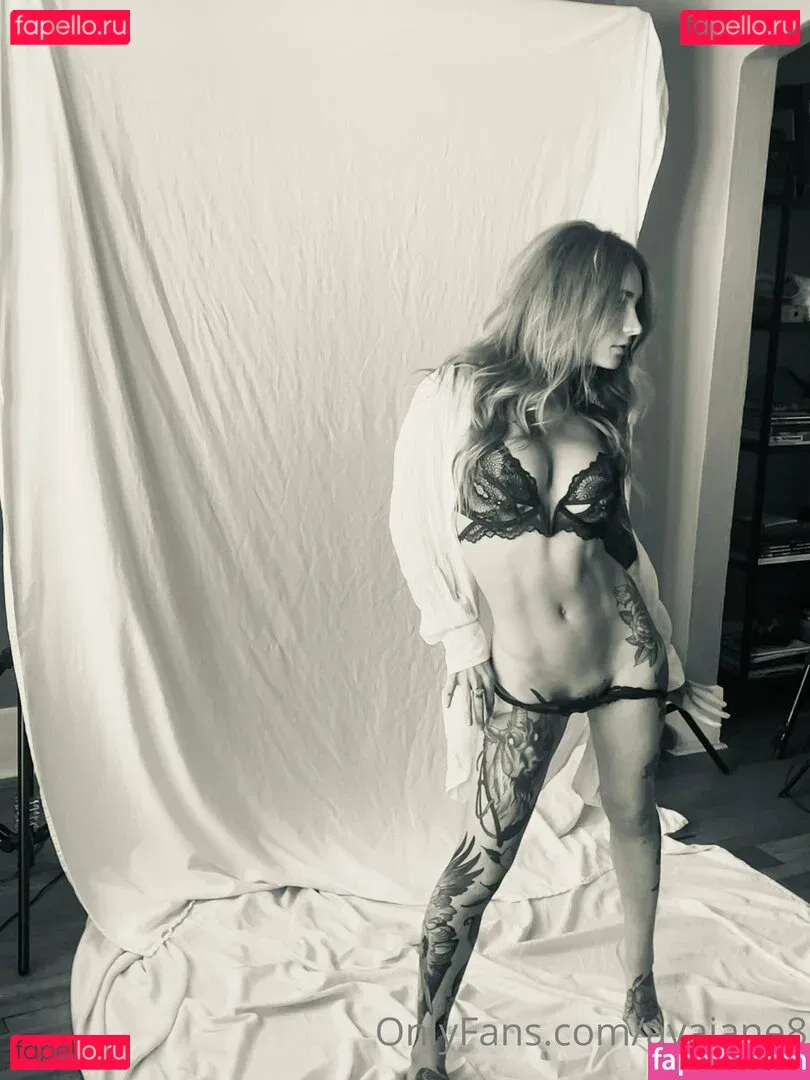 avajane8 Onlyfans Photo Gallery 