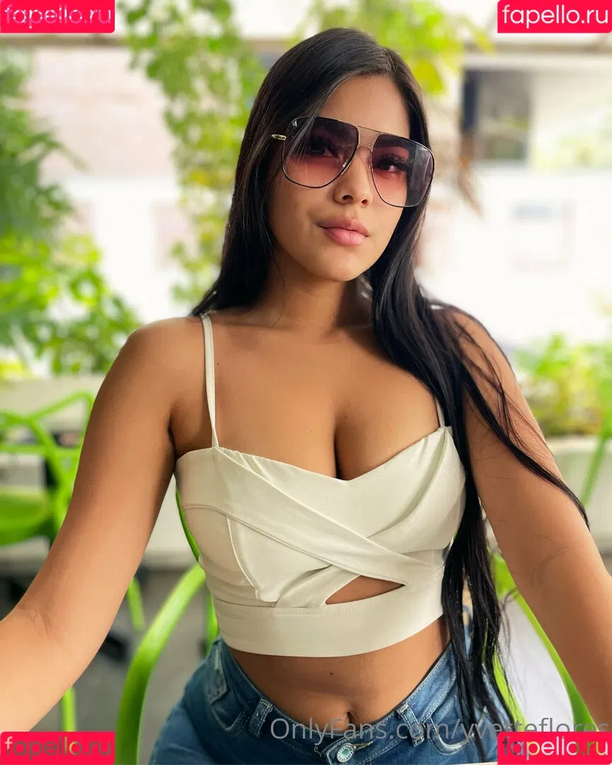yvetteflores Onlyfans Photo Gallery 