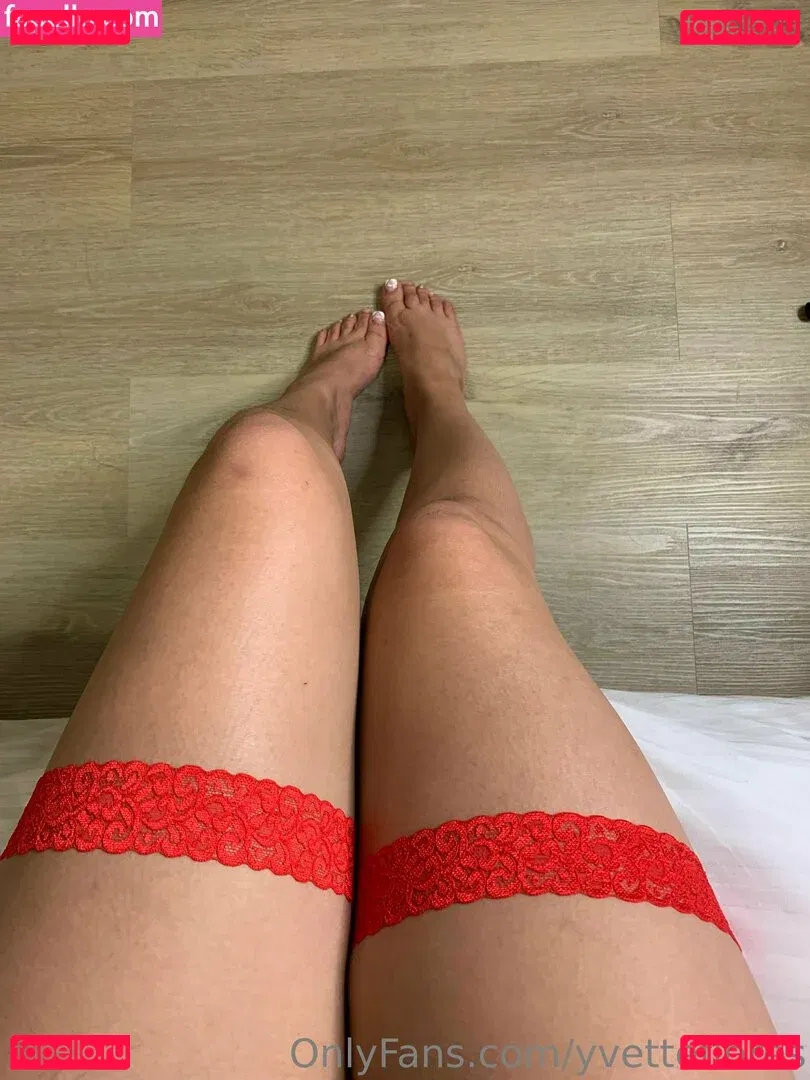 yvetteflores Onlyfans Photo Gallery 