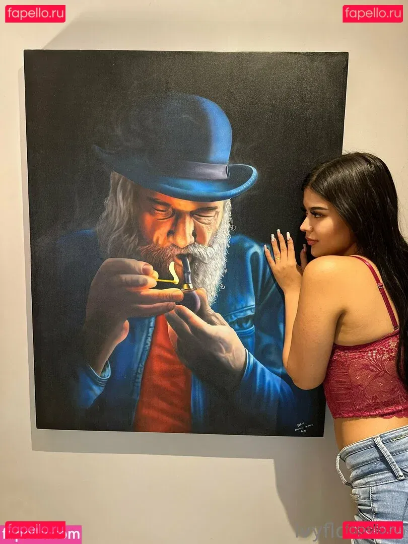 yvetteflores Onlyfans Photo Gallery 