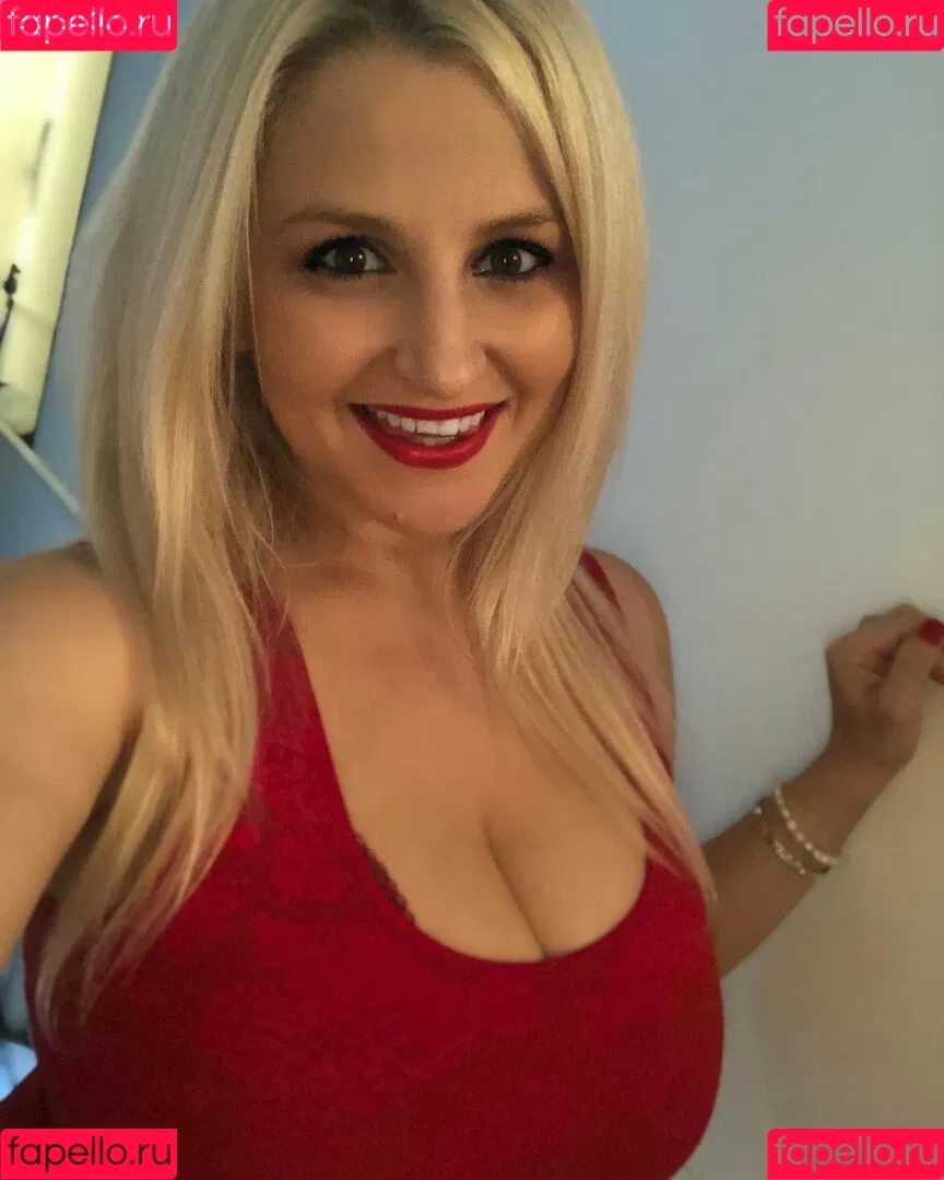 Jackie K Onlyfans Photo Gallery 