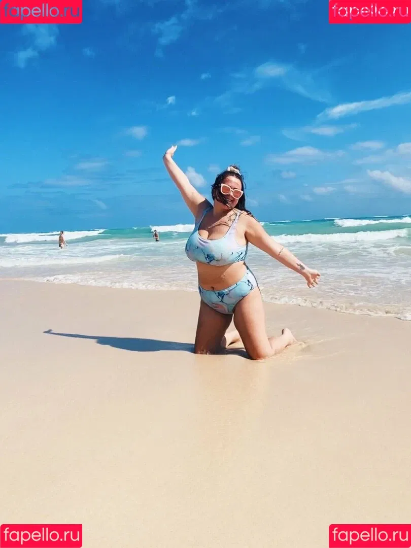 Autumn Lee Onlyfans Photo Gallery 