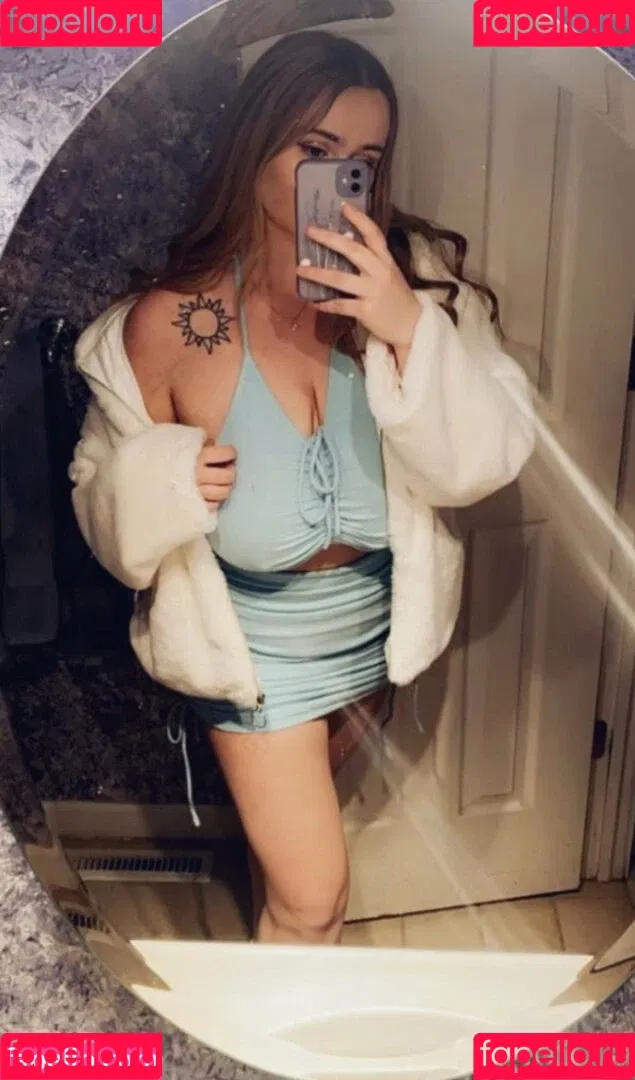 Autumn Lee Onlyfans Photo Gallery 