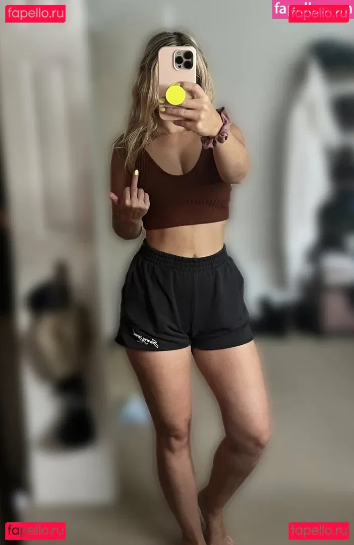 lululemonqueen Onlyfans Photo Gallery 