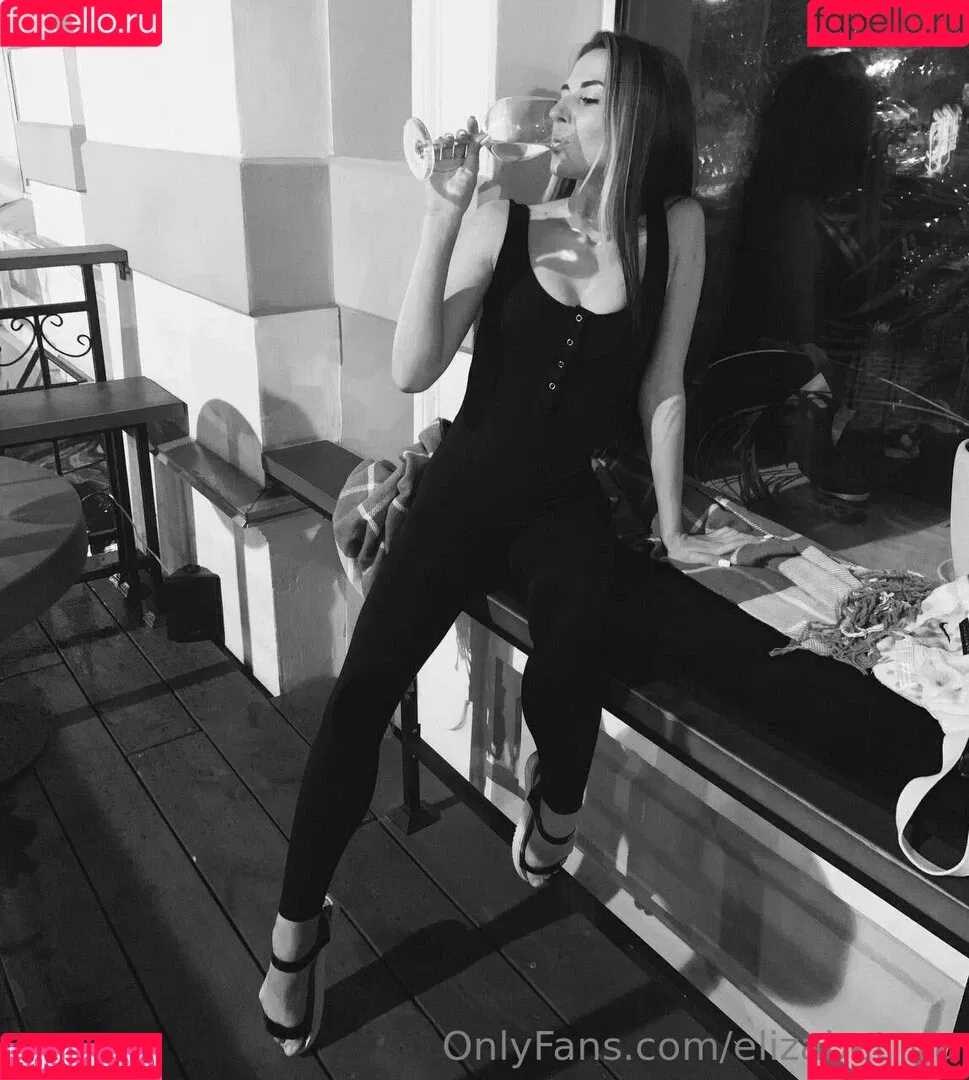 elizabet_ua Onlyfans Photo Gallery 
