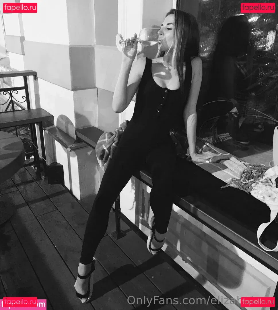 elizabet_ua Onlyfans Photo Gallery 