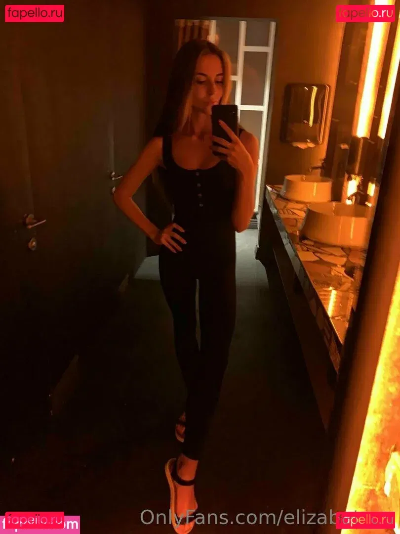 elizabet_ua Onlyfans Photo Gallery 
