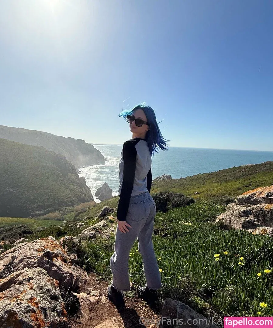 kawaiilavina Onlyfans Photo Gallery 