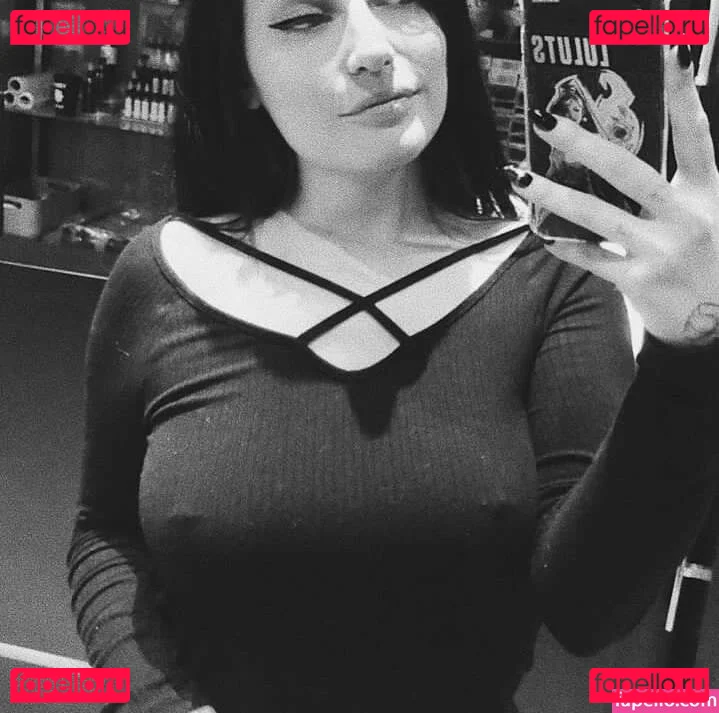 lisa.free Onlyfans Photo Gallery 