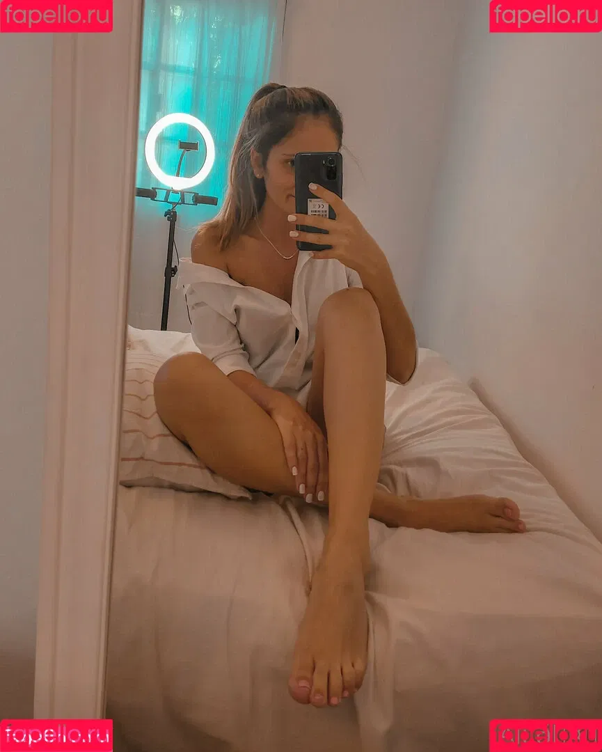 emilyali Onlyfans Photo Gallery 