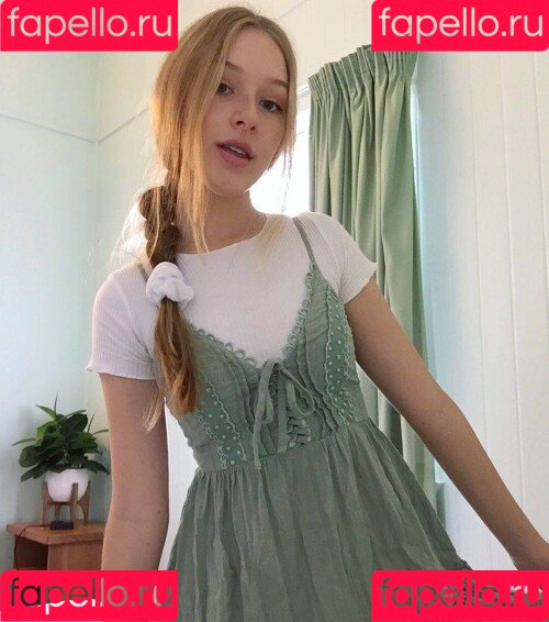 Diddly ASMR Onlyfans Photo Gallery 