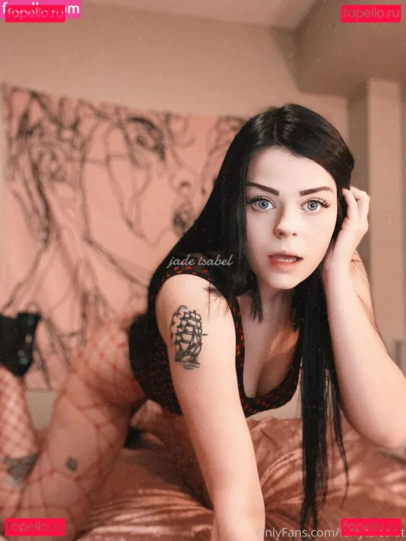 ravebbyjade Onlyfans Photo Gallery 