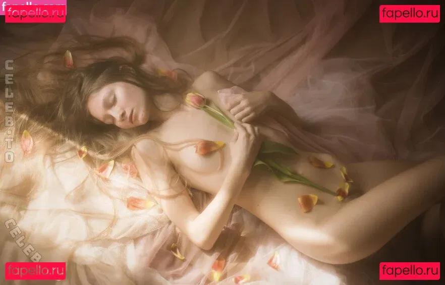 anymuun Onlyfans Photo Gallery 