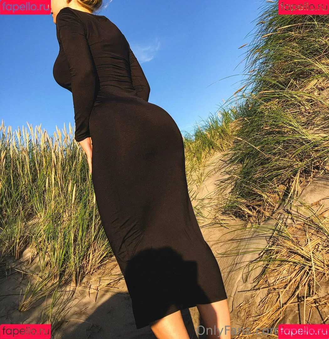 swe_et Onlyfans Photo Gallery 