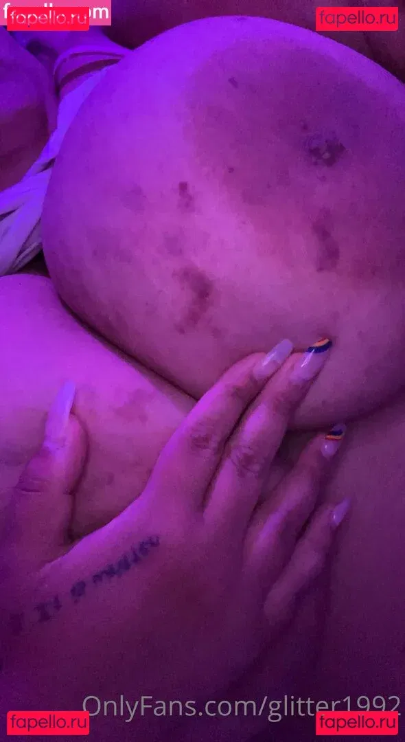 glitter1992 Onlyfans Photo Gallery 
