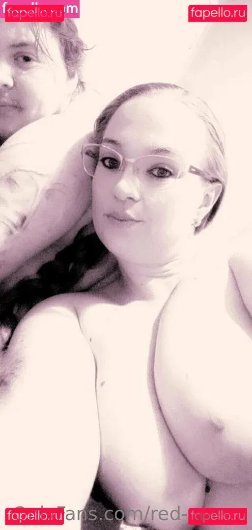 Red Queen Onlyfans Photo Gallery 