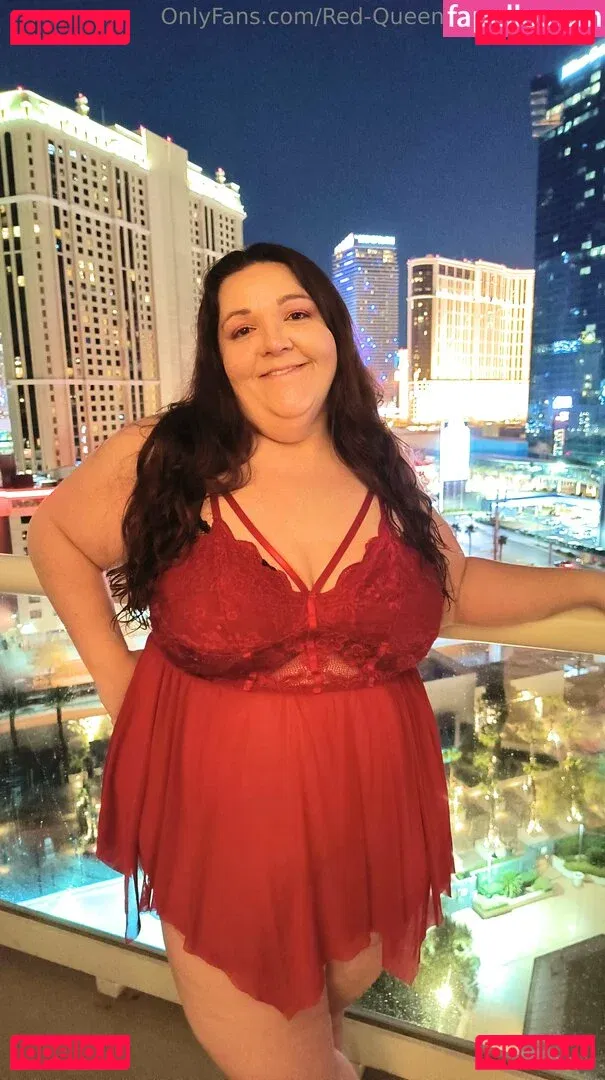 Red Queen Onlyfans Photo Gallery 