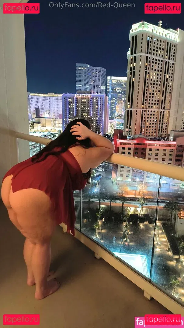 Red Queen Onlyfans Photo Gallery 