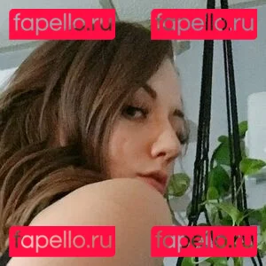 LittleMissElle Onlyfans Photo Gallery 