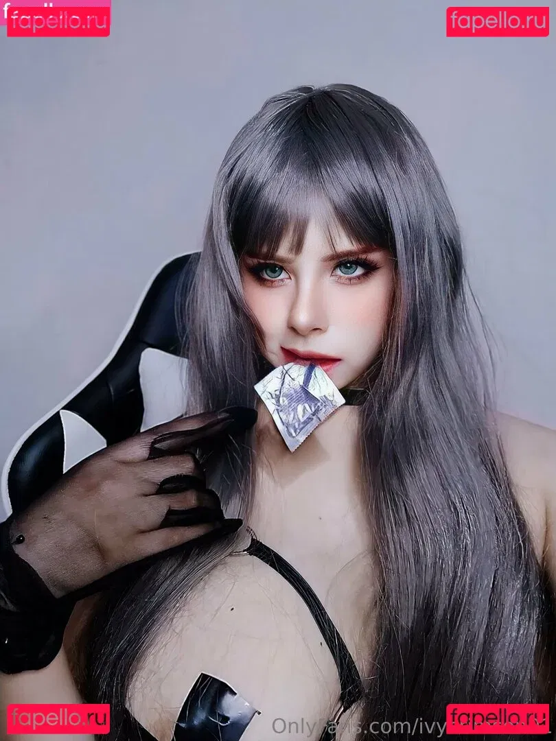 ivycrimson01 Onlyfans Photo Gallery 