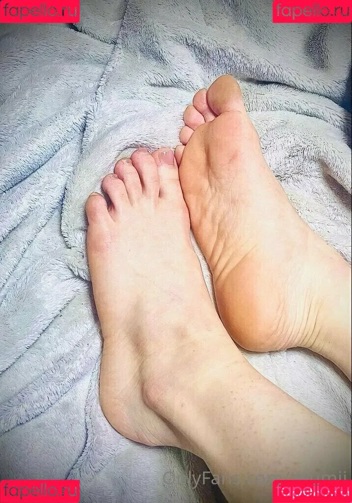 ayumii Onlyfans Photo Gallery 