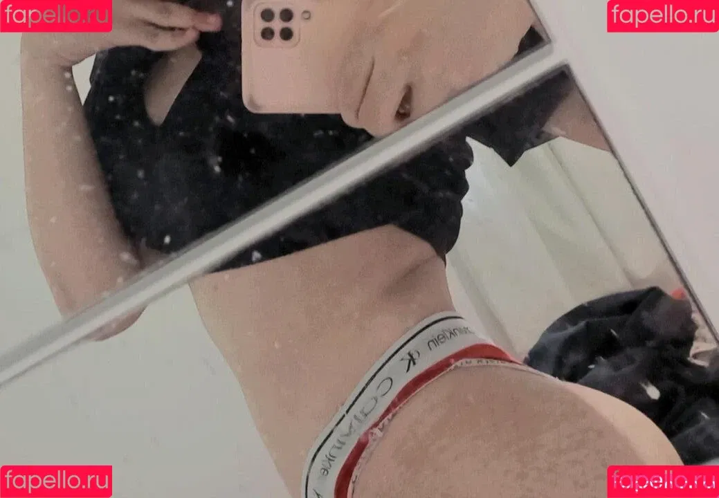 ayumii Onlyfans Photo Gallery 