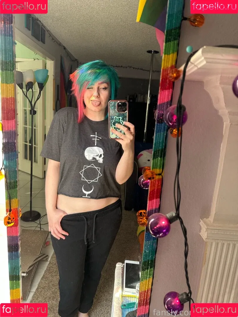 EllieOpal Onlyfans Photo Gallery 