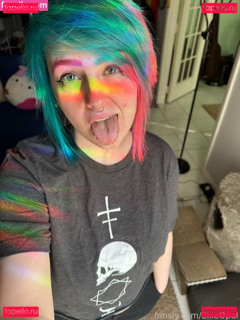 EllieOpal Onlyfans Photo Gallery 