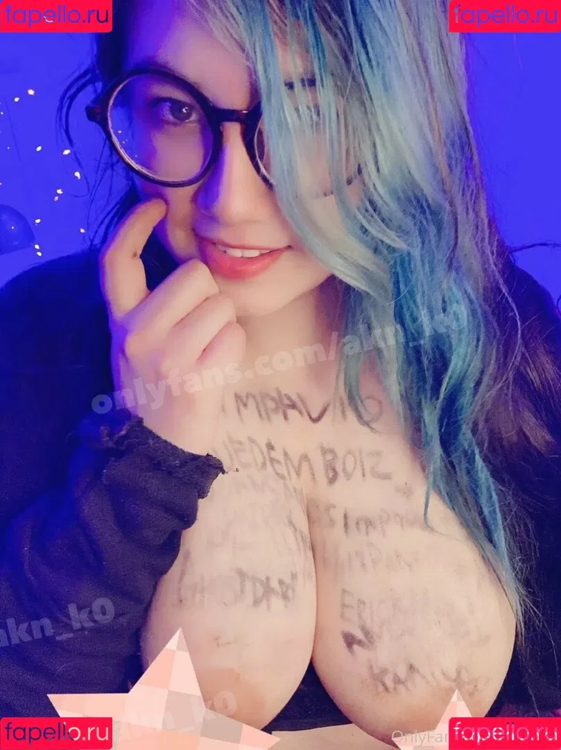 akn_k0 Onlyfans Photo Gallery 