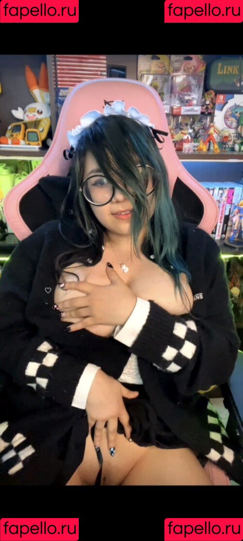 akn_k0 Onlyfans Photo Gallery 