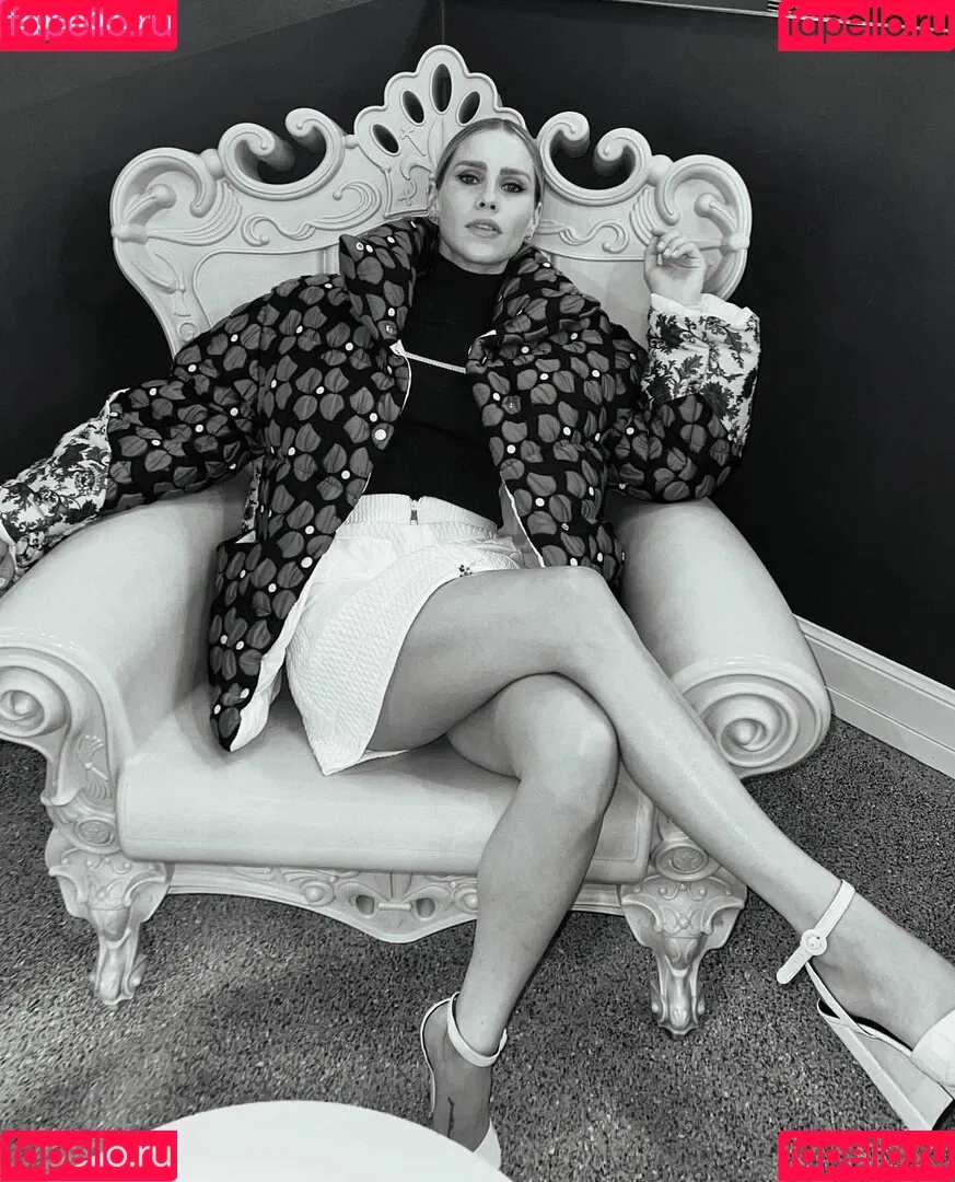 Claire Holt Onlyfans Photo Gallery 